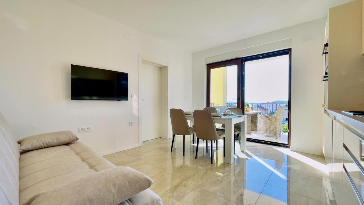 Apartments Sunflower 德拉马利 外观 照片